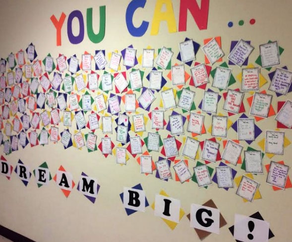 you can student messaging bulletin board